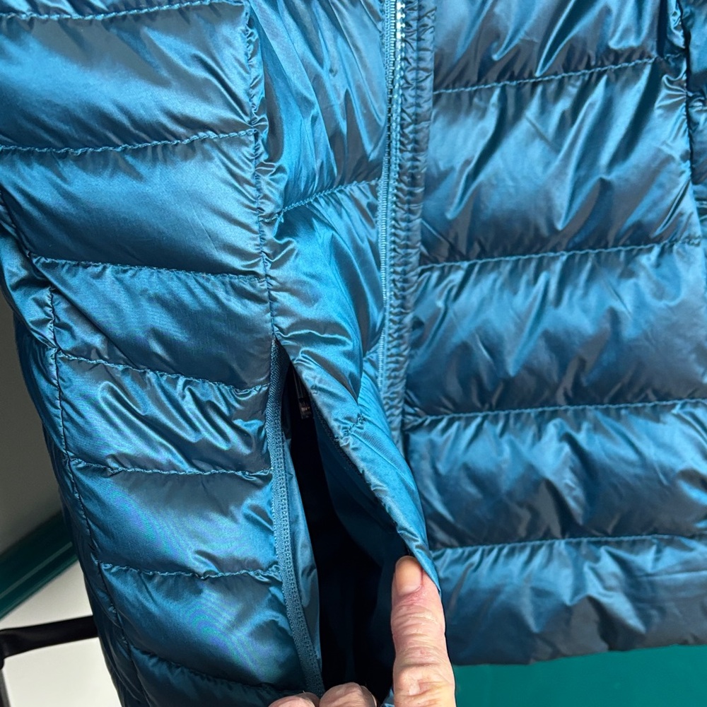 Teal Puffer Jacket - Picture 4 of 5
